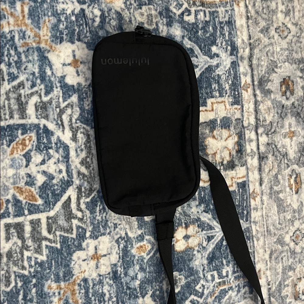 LuluLemon Black belt bag